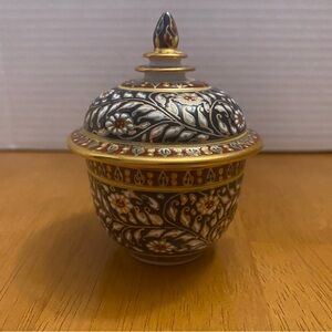 Vintage Thai Benjarong Porcelain trinket jar with lid - hand painted floral
